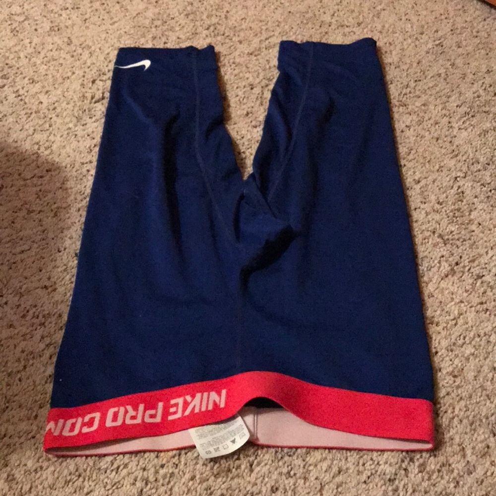 Nike mid capris